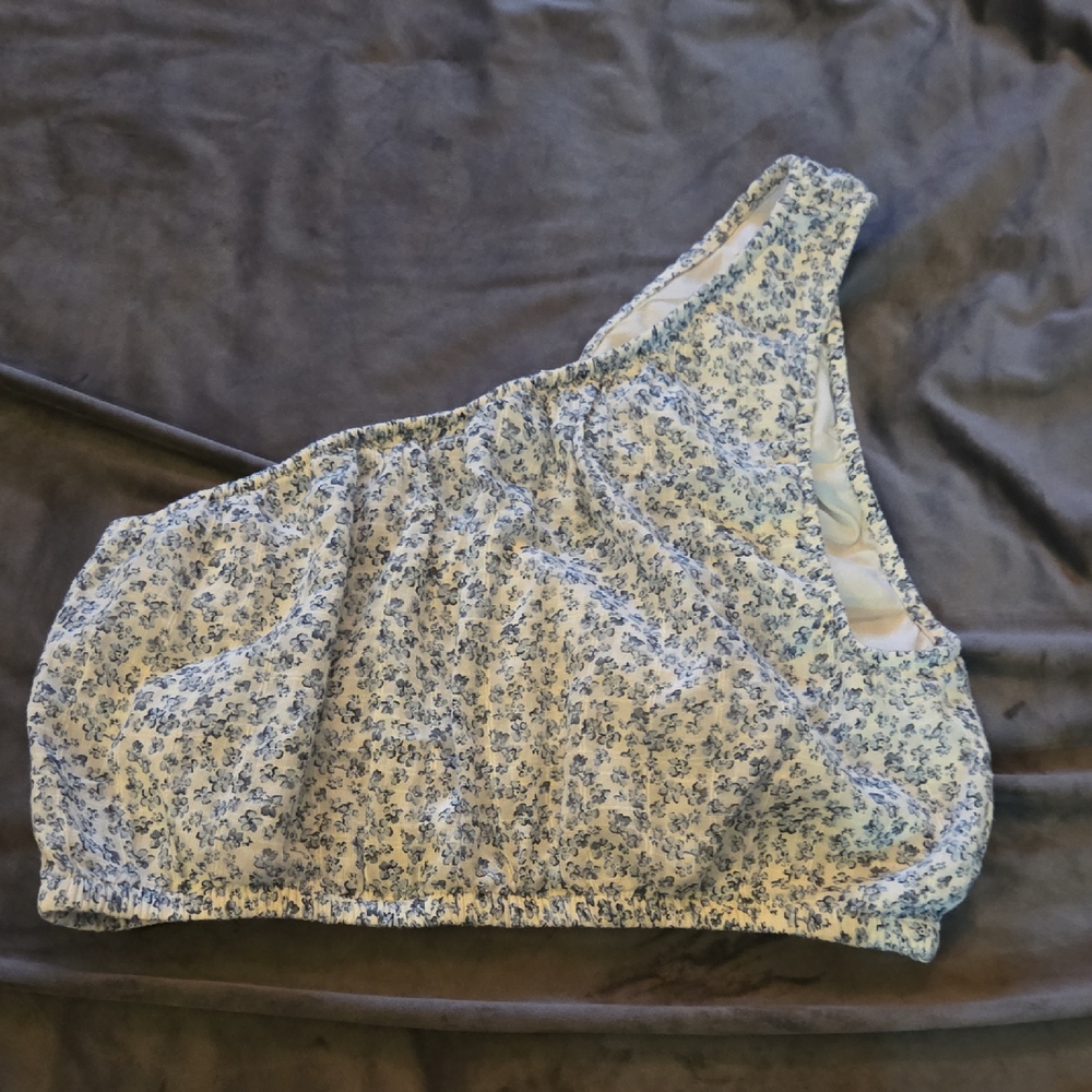 American Eagle Outfitters One-Shoulder Floral Crop Top - Blue & White